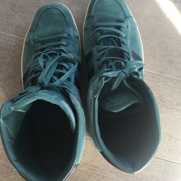 Gucci turquoise suede high top sneakers - Picture 4 of 4